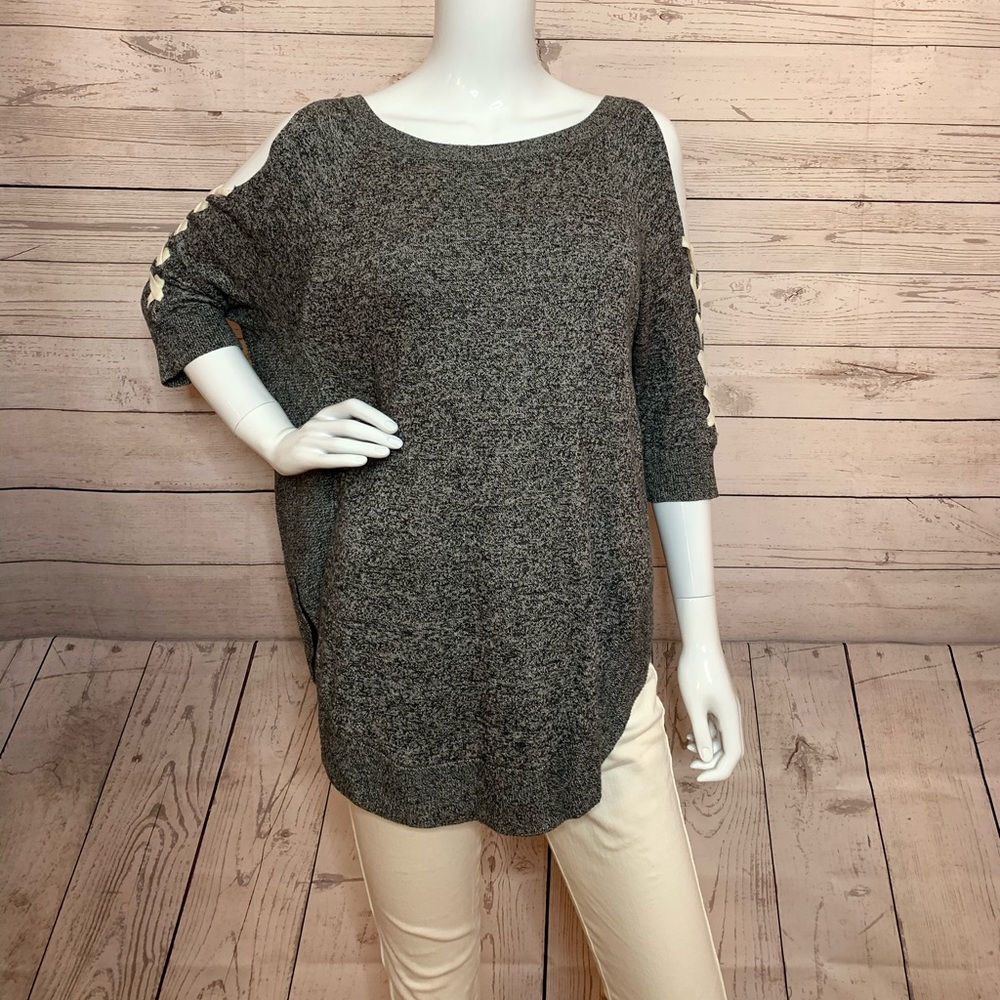 🌸 Express Sweater